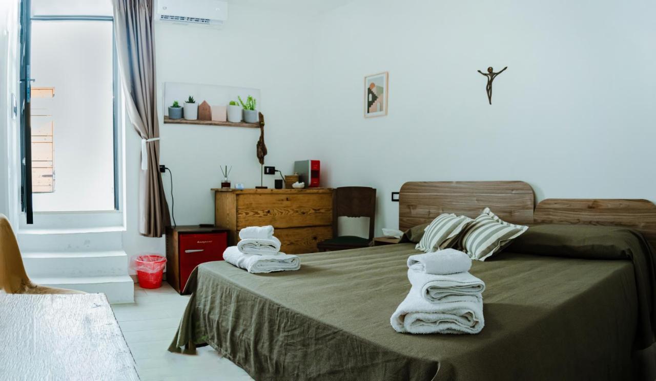 Ci Thorno Hotel Crosia Eksteriør bilde